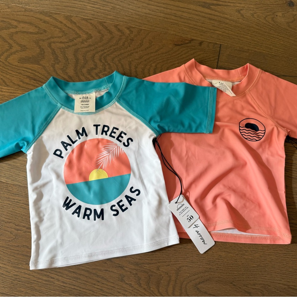 Feather 4 Arrow rash guard x2